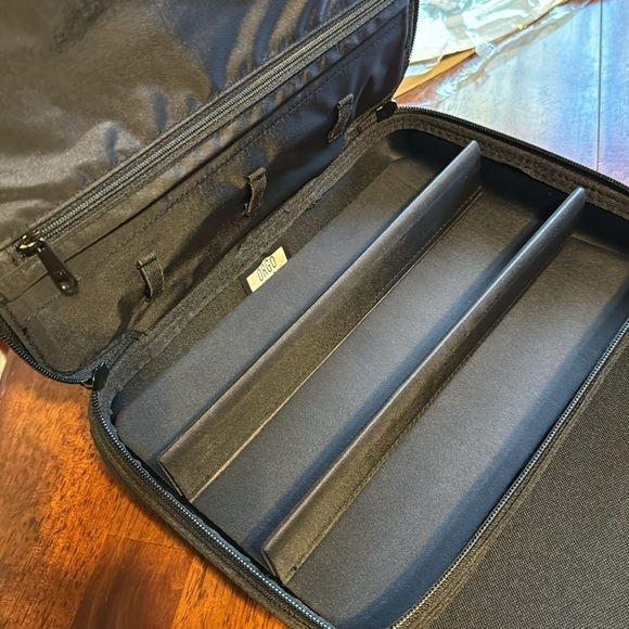 Orgo portable case for makeup or jewelry NWT - Picture 5 of 8